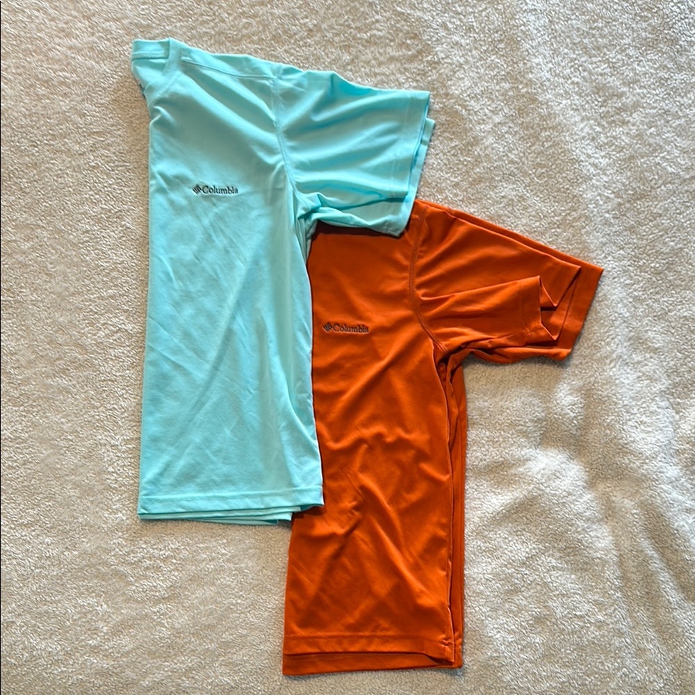 Columbia Men’s Omni-Wick Swim Shirts Small - (1) Blue and (1) Orange